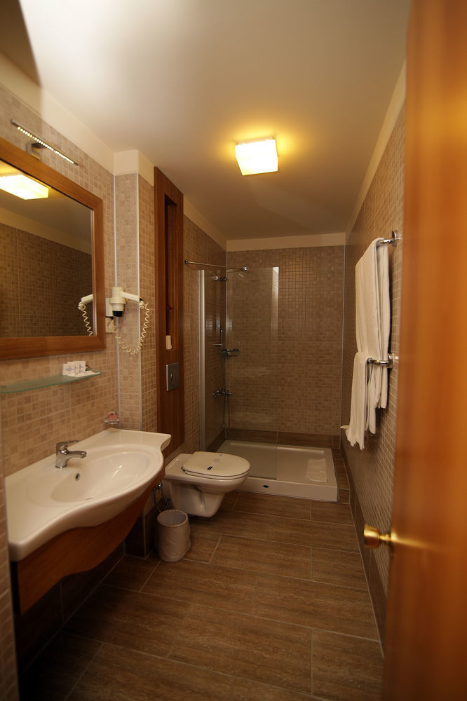 Grand Cavusoglu Hotel Cayeli Ngoại thất bức ảnh